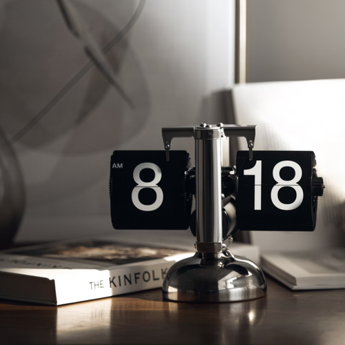 MOVA Flip Clock - Retro Metal Desk Timepiece